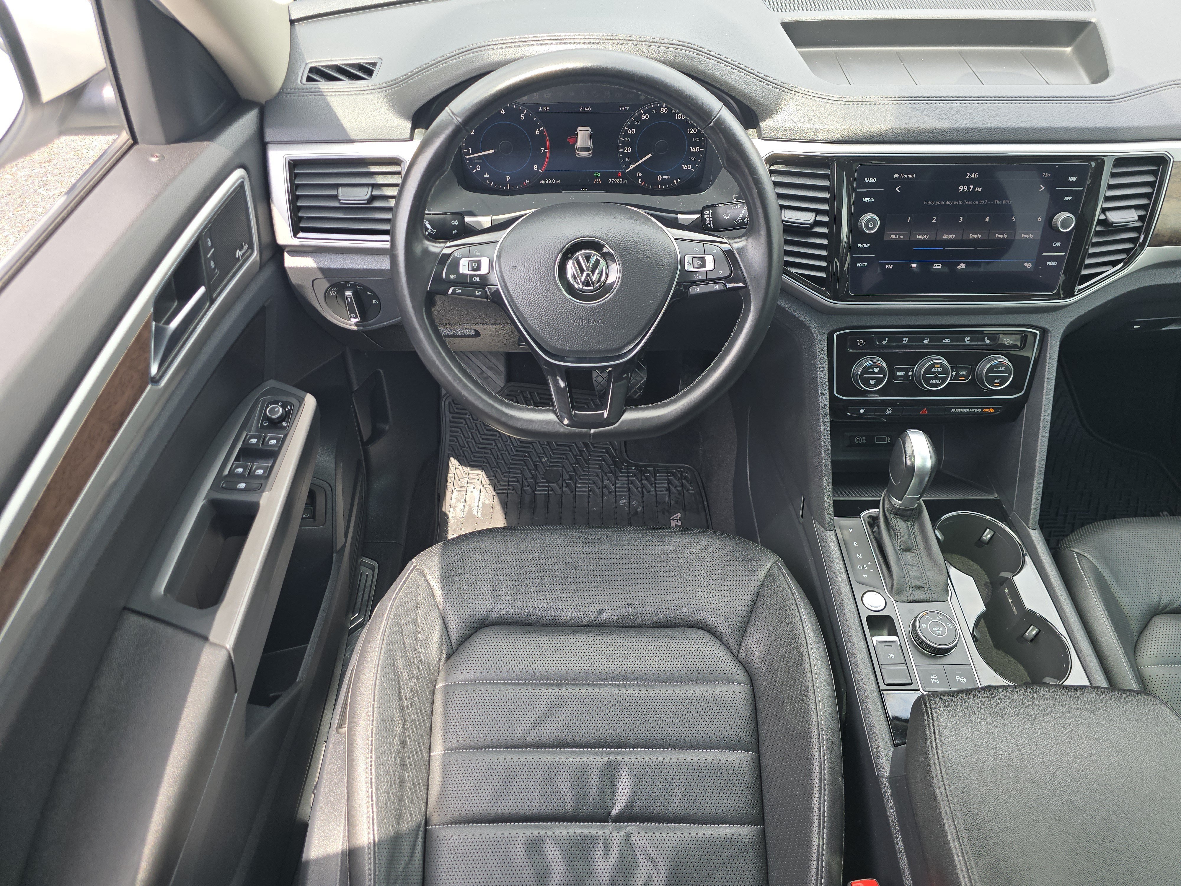 Used 2018 Volkswagen Atlas SEL Premium AWD/4WD image 23