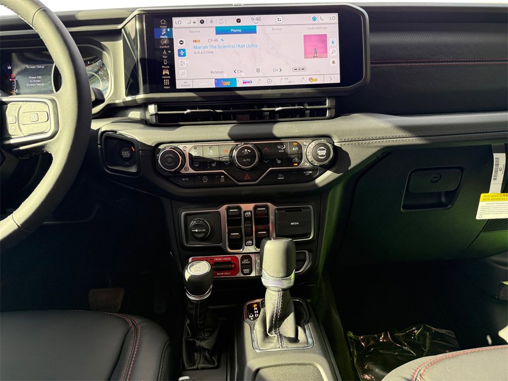 New 2025 Jeep Gladiator Rubicon w/ Convenience Group image 11