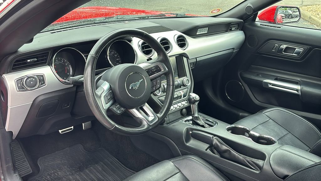 Used 2015 Ford Mustang Premium RWD image 22
