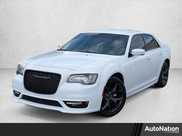 Used 2022 Chrysler 300 Touring L w/ Comfort Group
