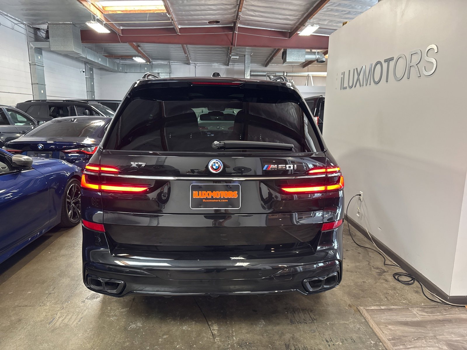 Used 2023 BMW X7 M60i w/ Executive Package image 13