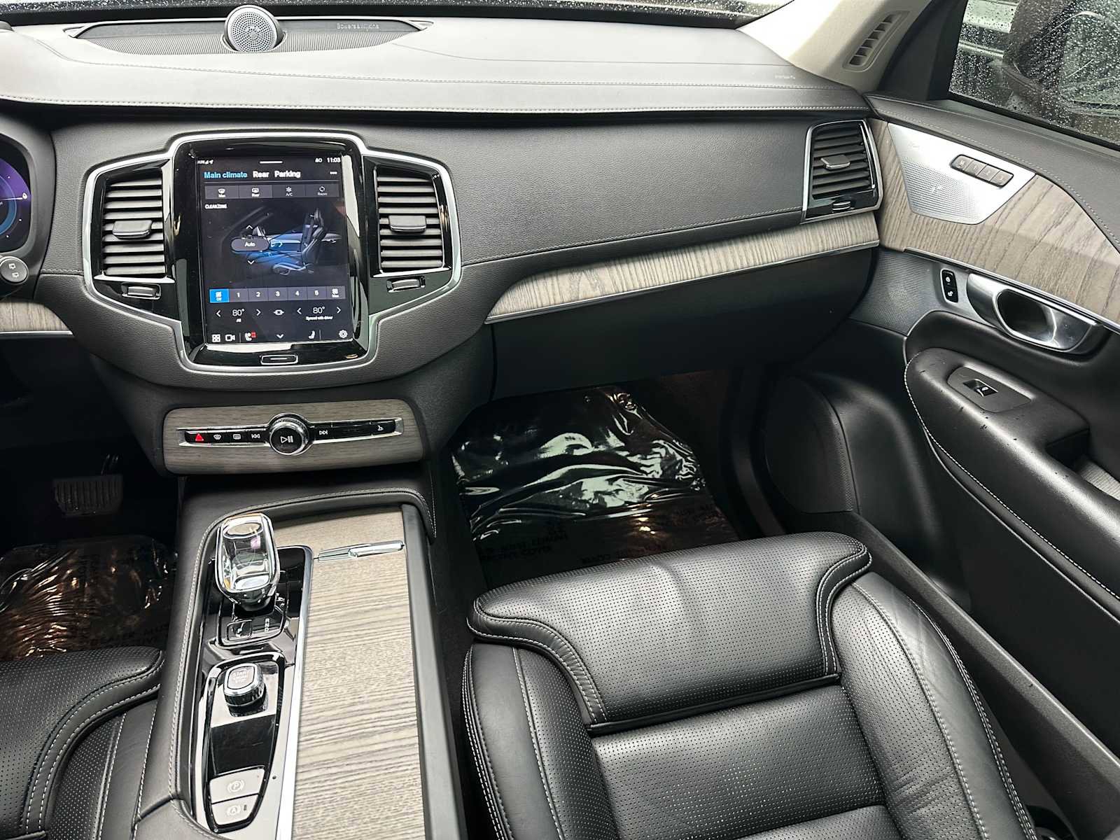 Certified 2023 Volvo XC90 T8 Ultimate image 19