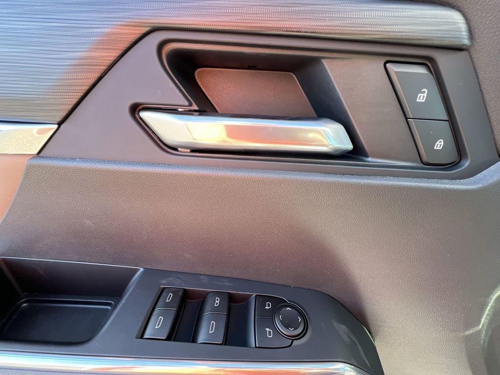 New 2025 GMC Acadia Elevation w/ LPO, Floor Liner Package image 23