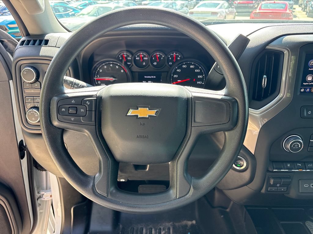 Used 2025 Chevrolet Silverado 2500 W/T AWD/4WD image 17