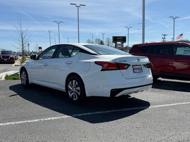 Certified 2025 Nissan Altima 2.5 S FWD image 5