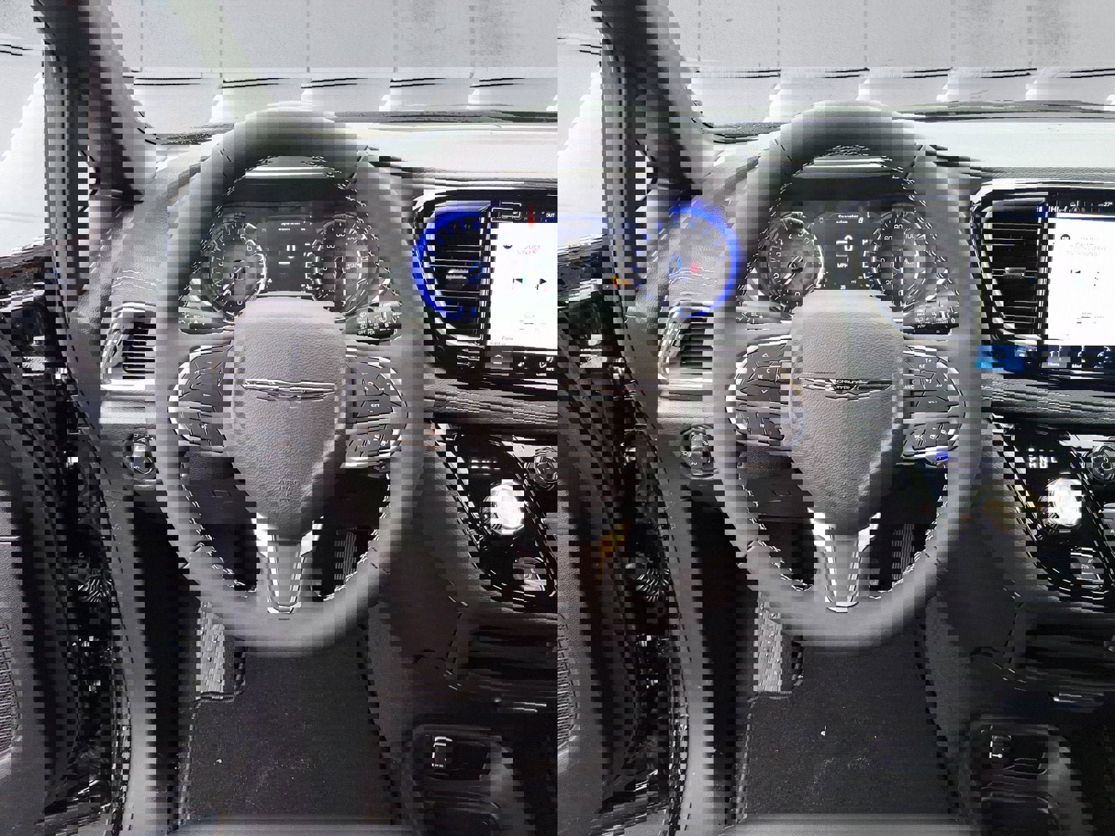 New 2026 Chrysler Pacifica Select image 13