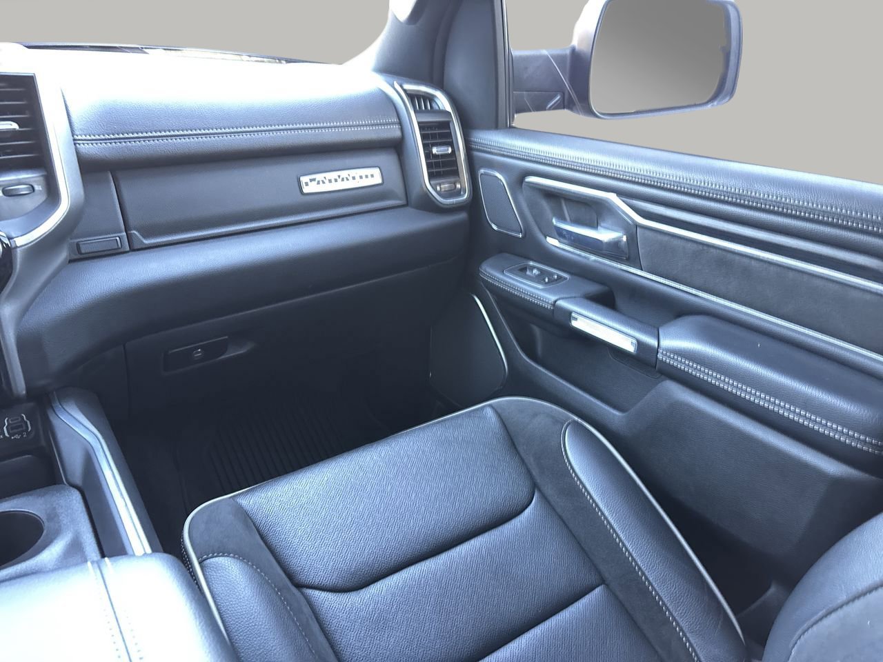 Used 2023 RAM 1500 Laramie image 16