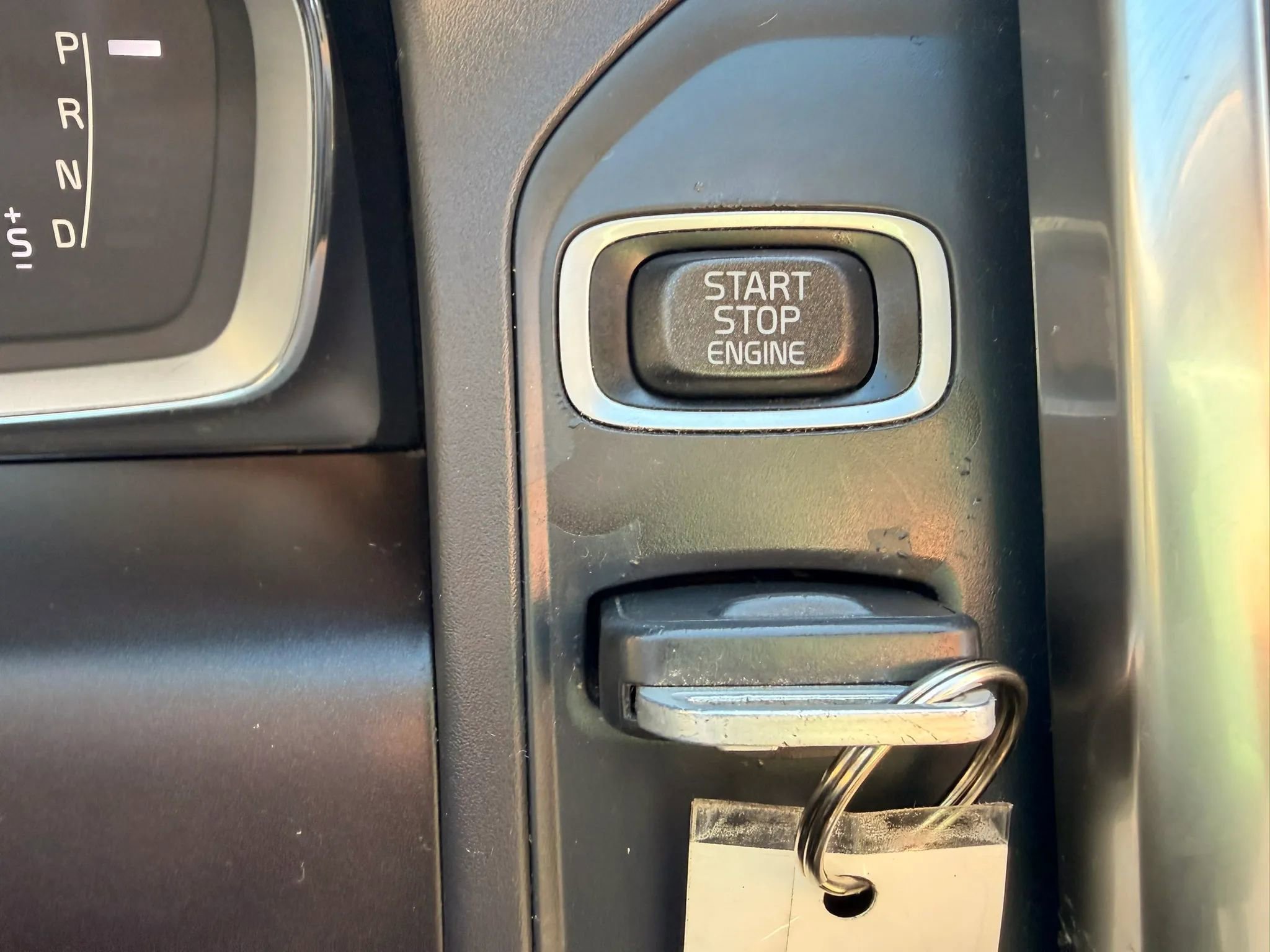 Used 2014 Volvo XC60 T6 AWD/4WD image 23