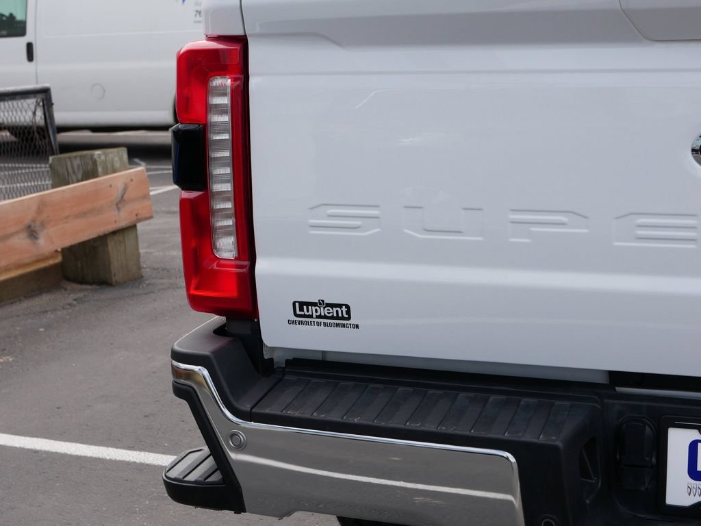 Used 2024 Ford F350 Lariat AWD/4WD image 5