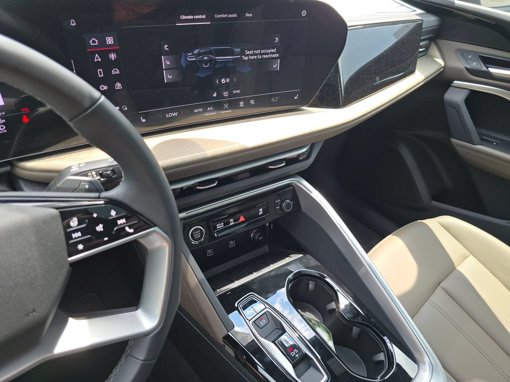 Certified 2025 Audi Q5 Premium w/ Convenience Package AWD/4WD image 31