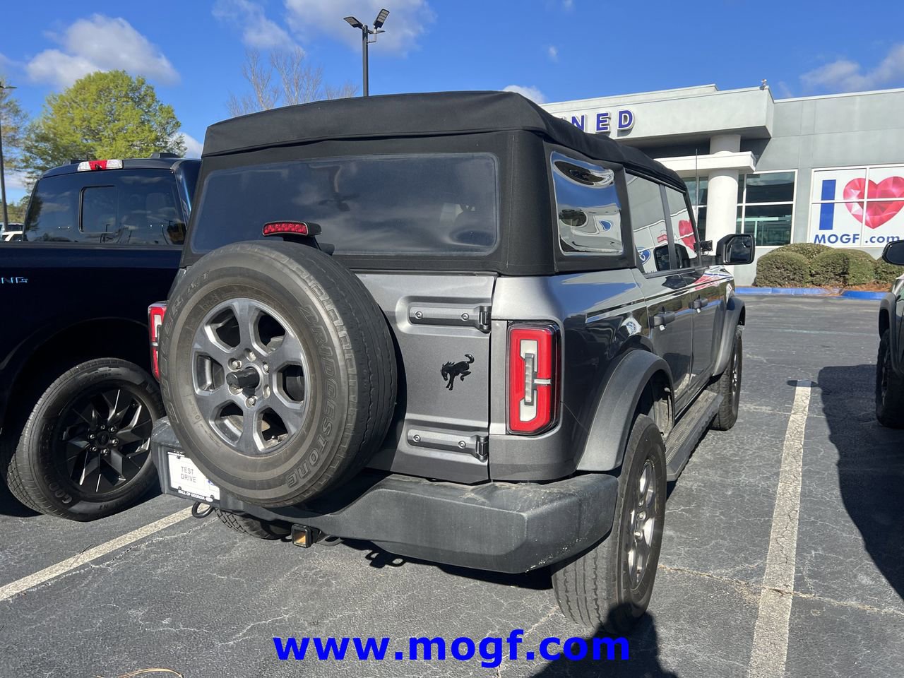 Used 2022 Ford Bronco Big Bend image 3