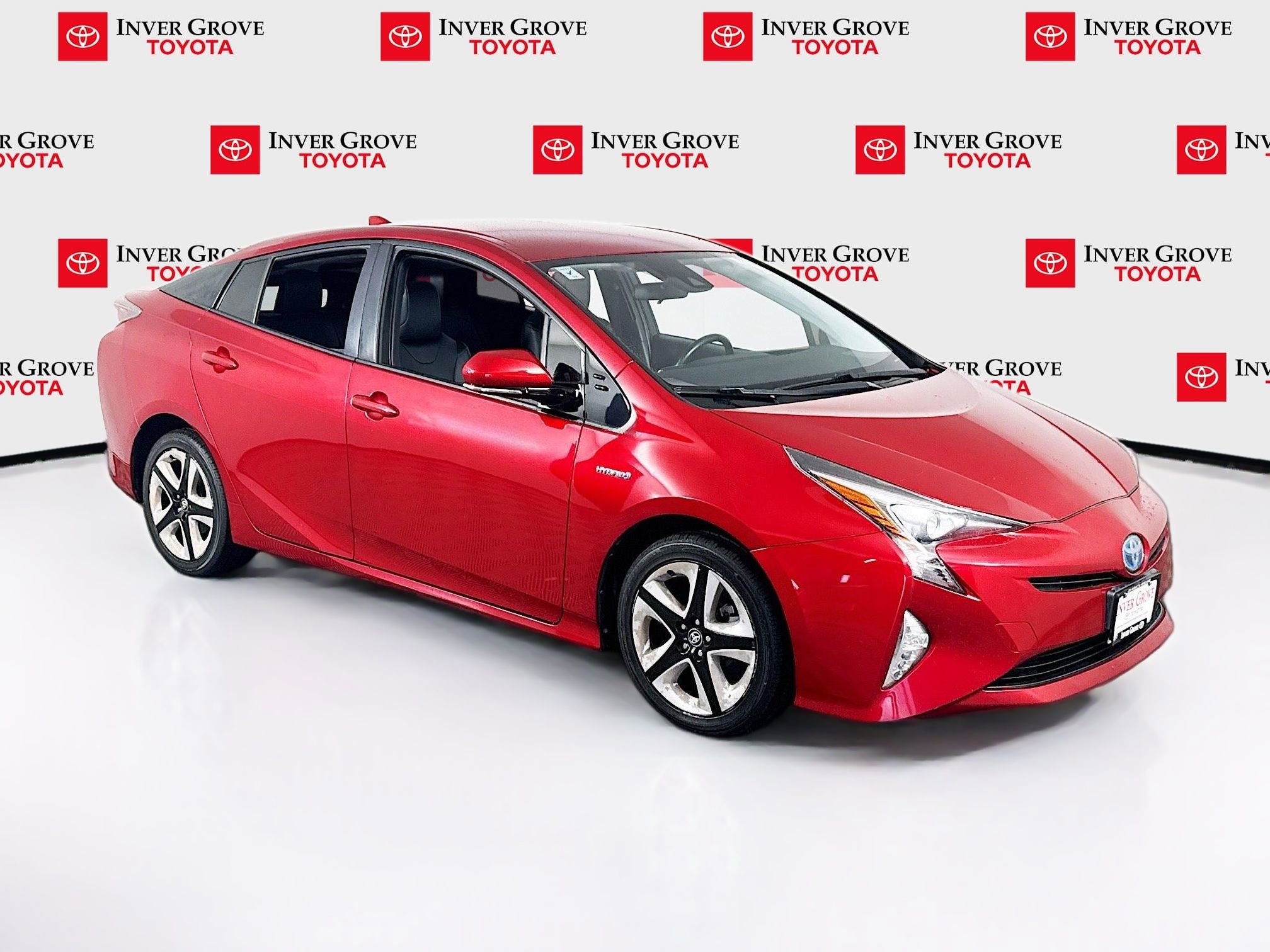 Used 2017 Toyota Prius Three Touring w/ Carpet Mat Package FWD image 3