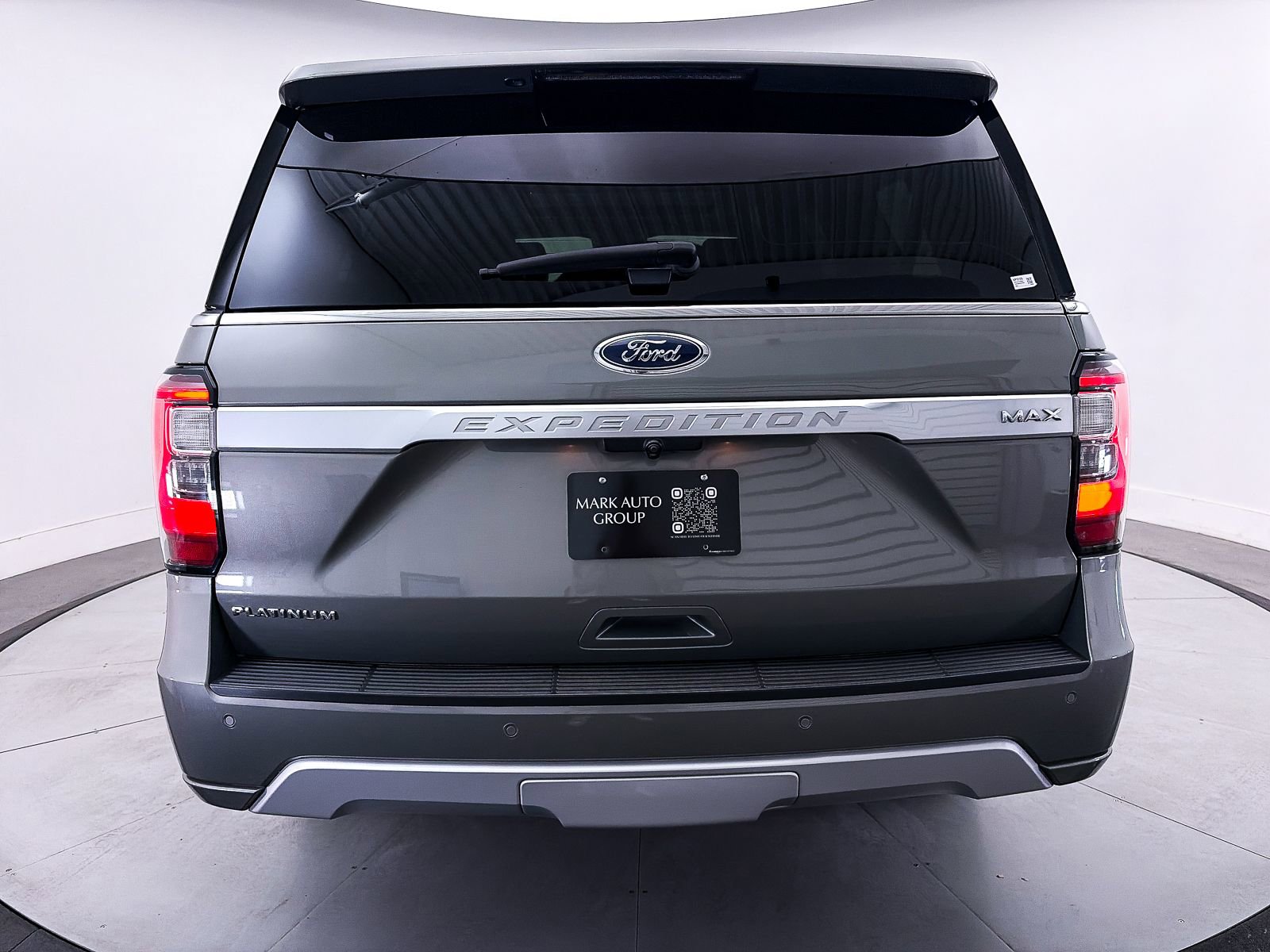 Used 2019 Ford Expedition Max Platinum AWD/4WD image 17