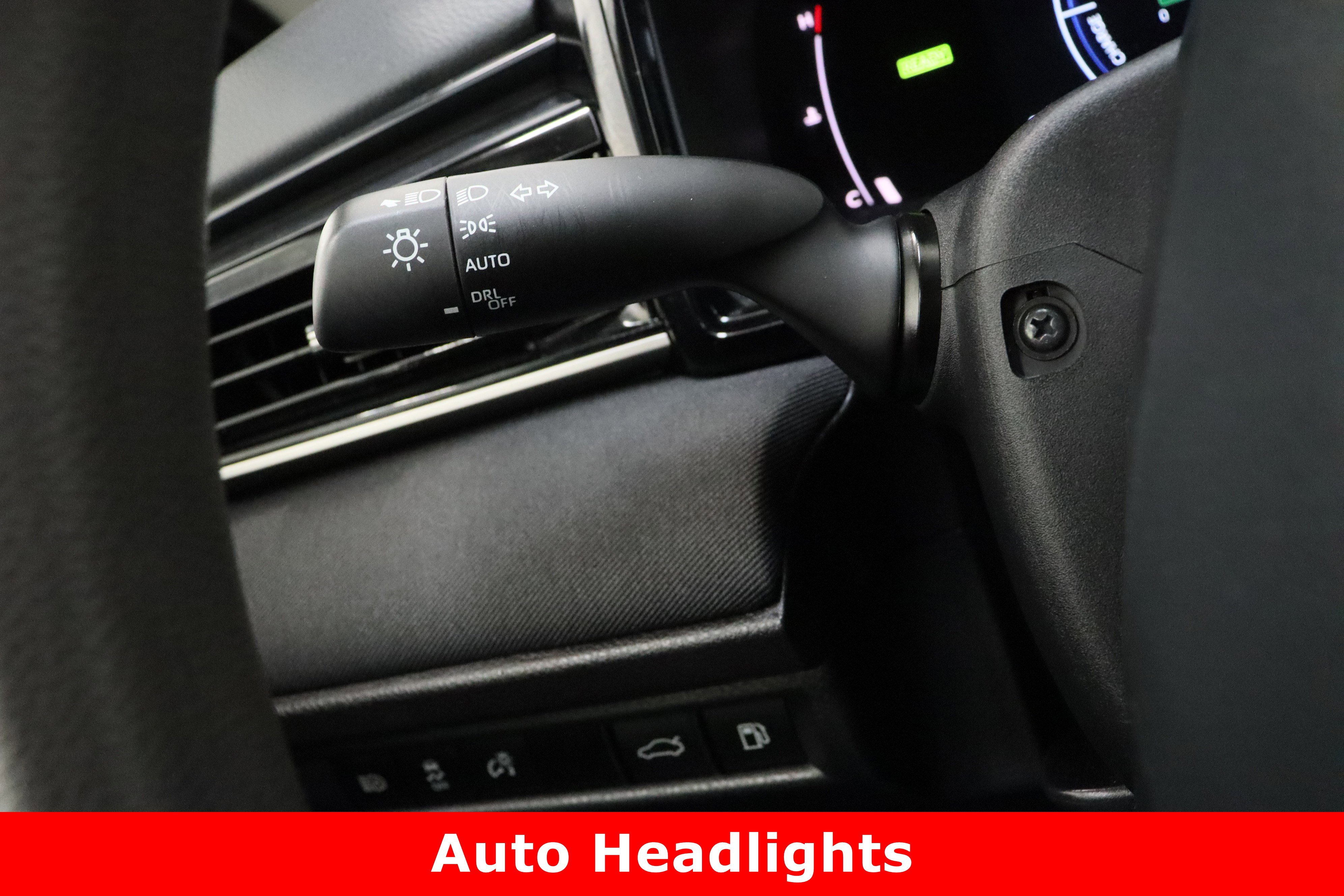 Certified 2025 Toyota Camry LE image 24