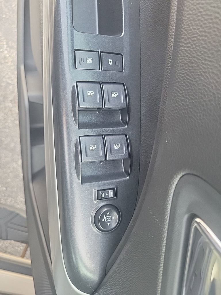 Used 2021 Chevrolet Colorado ZR2 w/ ZR2 Dusk Special Edition image 20