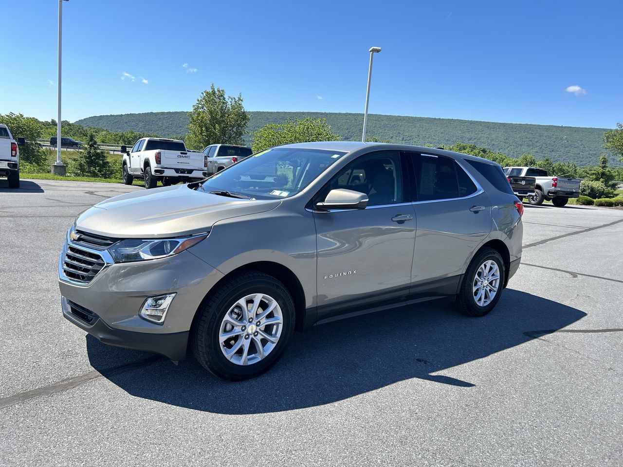 Used 2018 Chevrolet Equinox LT AWD/4WD image 3