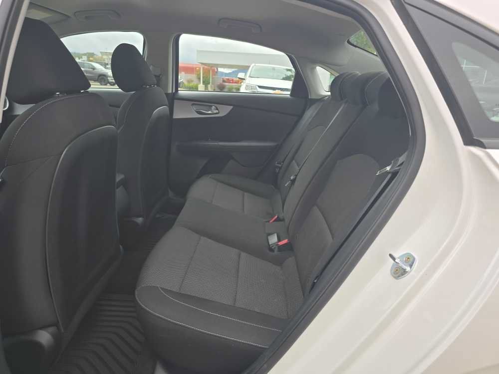 Used 2023 Kia Forte LXS FWD image 16