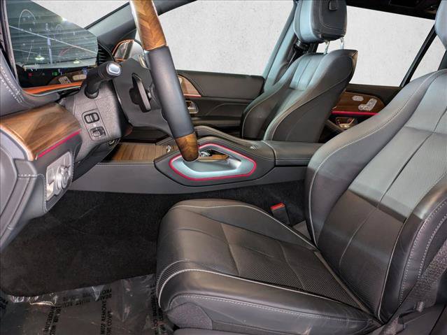 Used 2023 Mercedes-Benz Maybach GLS 600 4MATIC image 23