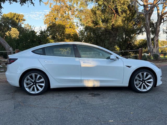 Used 2018 Tesla Model 3 Long Range image 19