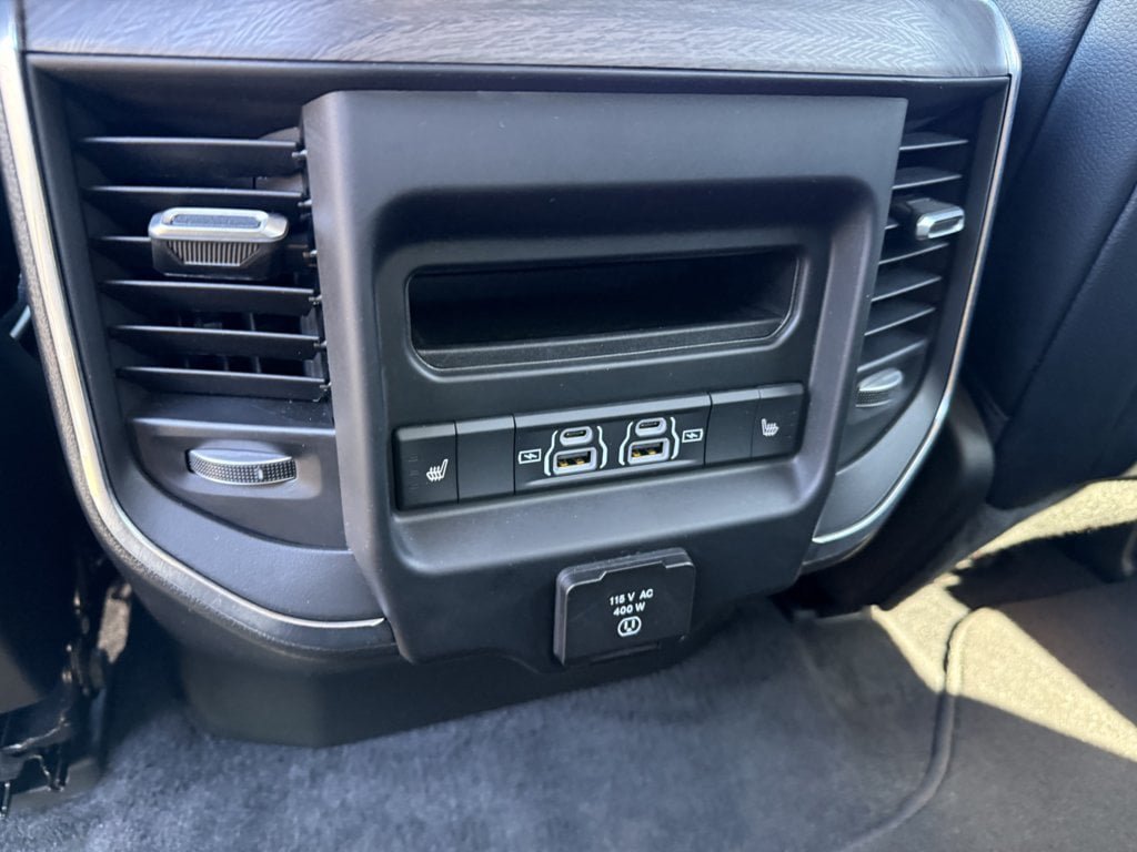 Used 2026 RAM 1500 Laramie AWD/4WD image 29