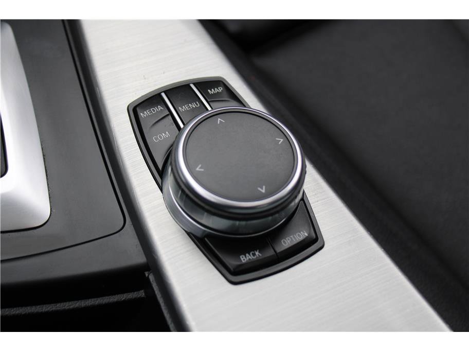 Used 2018 BMW 330i xDrive Sedan image 29