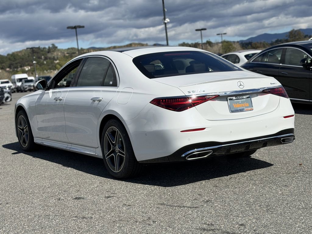New 2026 Mercedes-Benz S 580e 4MATIC Sedan image 9