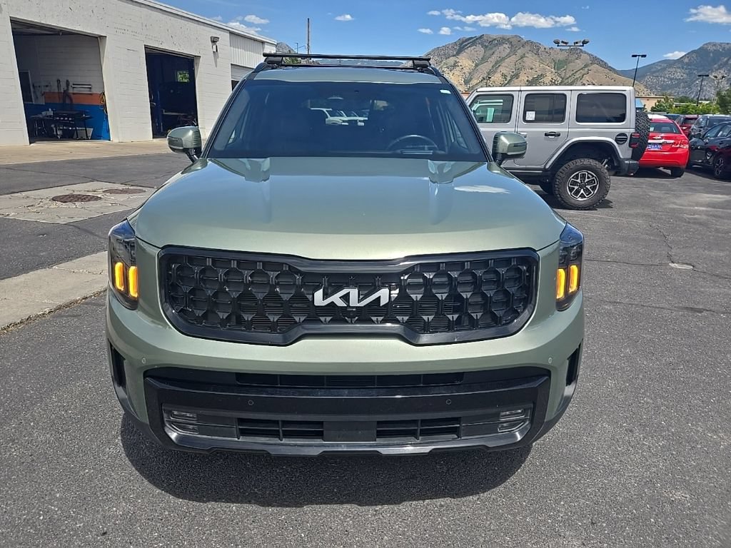 Used 2024 Kia Telluride SX Prestige X-Pro AWD/4WD image 2