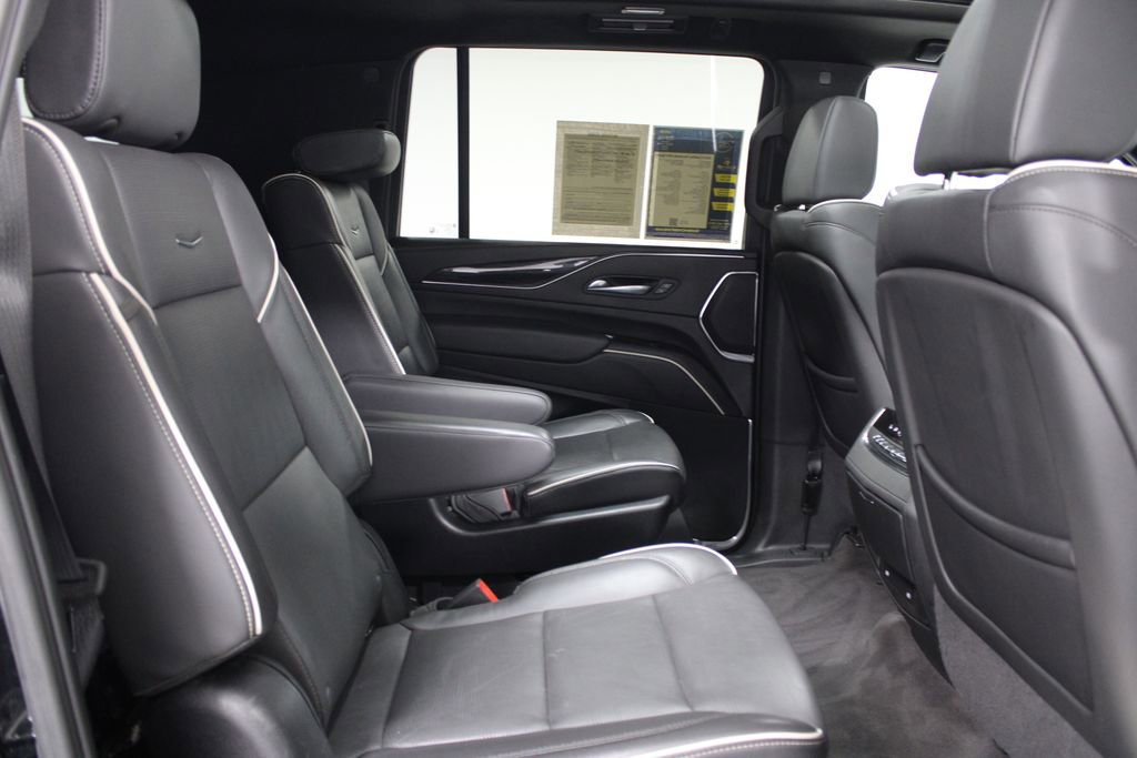 Used 2024 Cadillac Escalade ESV Sport RWD image 32
