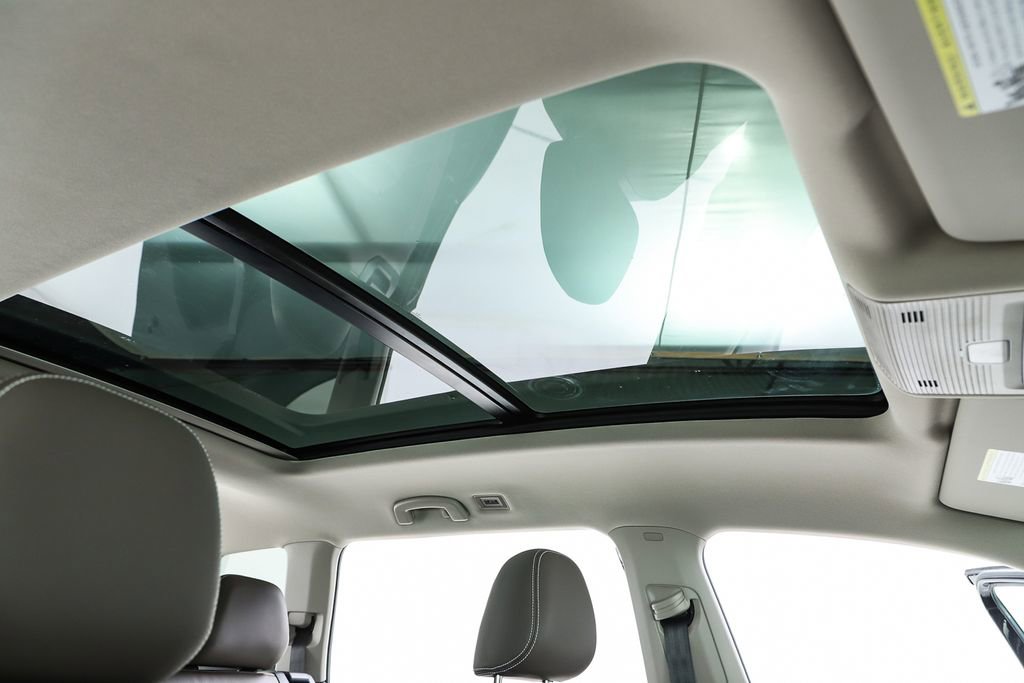 New 2026 Volkswagen Atlas SEL image 37