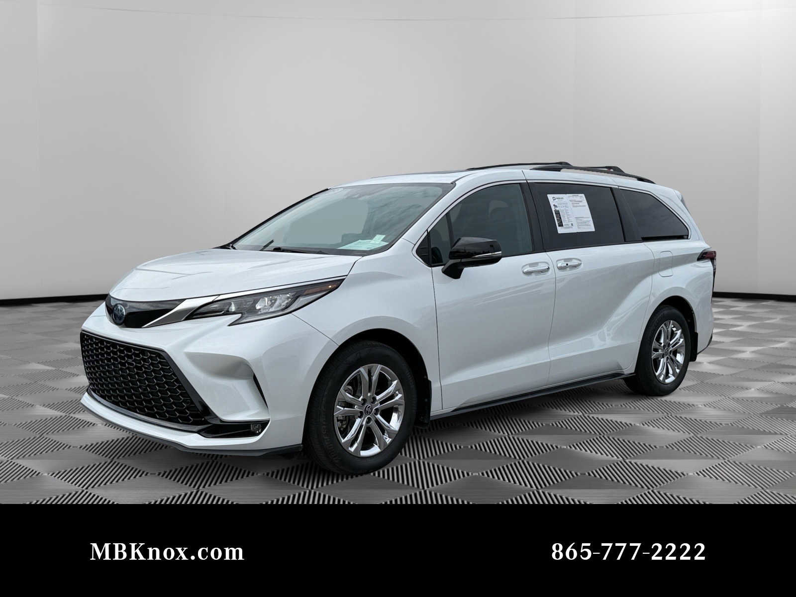Used 2023 Toyota Sienna XSE