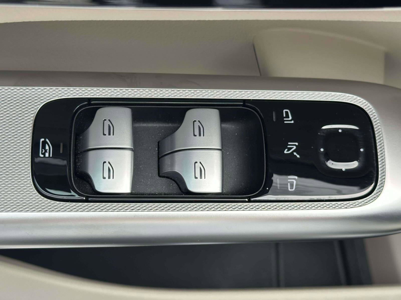 Certified 2023 Mercedes-Benz GLC 300 4MATIC image 13