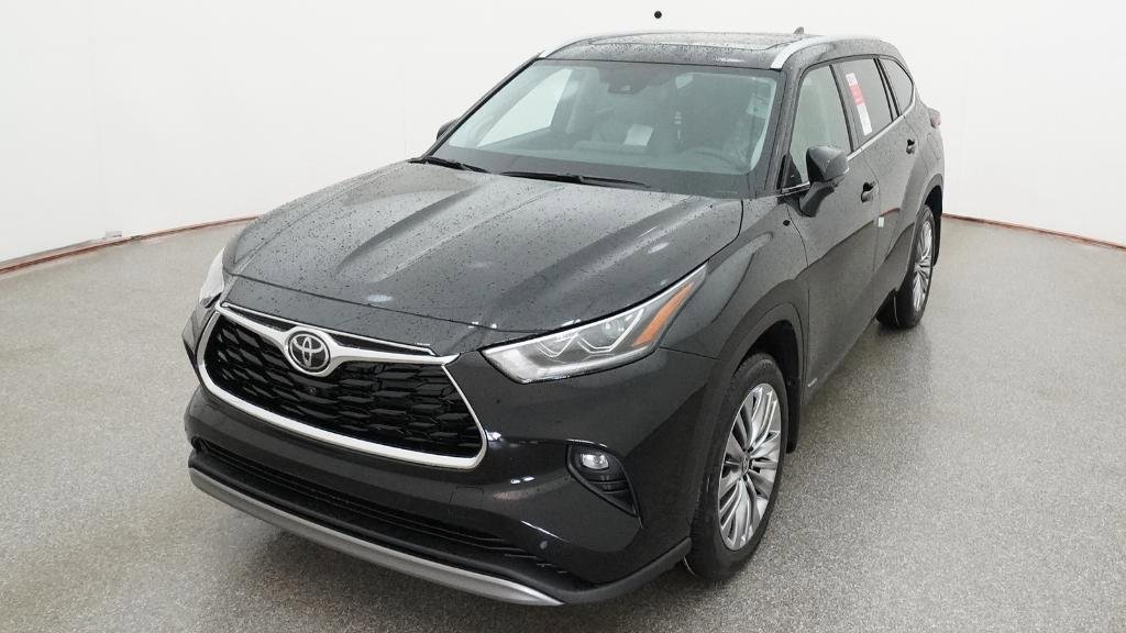 New 2026 Toyota Highlander Platinum AWD/4WD image 13