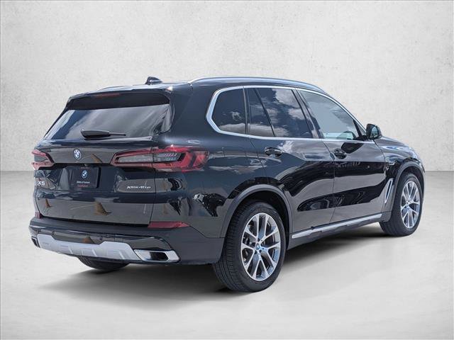 Used 2023 BMW X5 xDrive45e w/ Executive Package AWD/4WD image 5