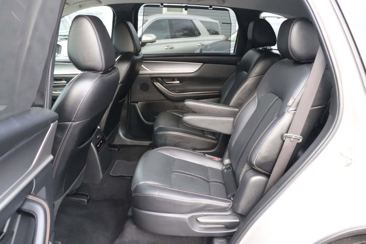 Used 2025 MAZDA CX-90 3.3 Turbo w/ Preferred Package image 12