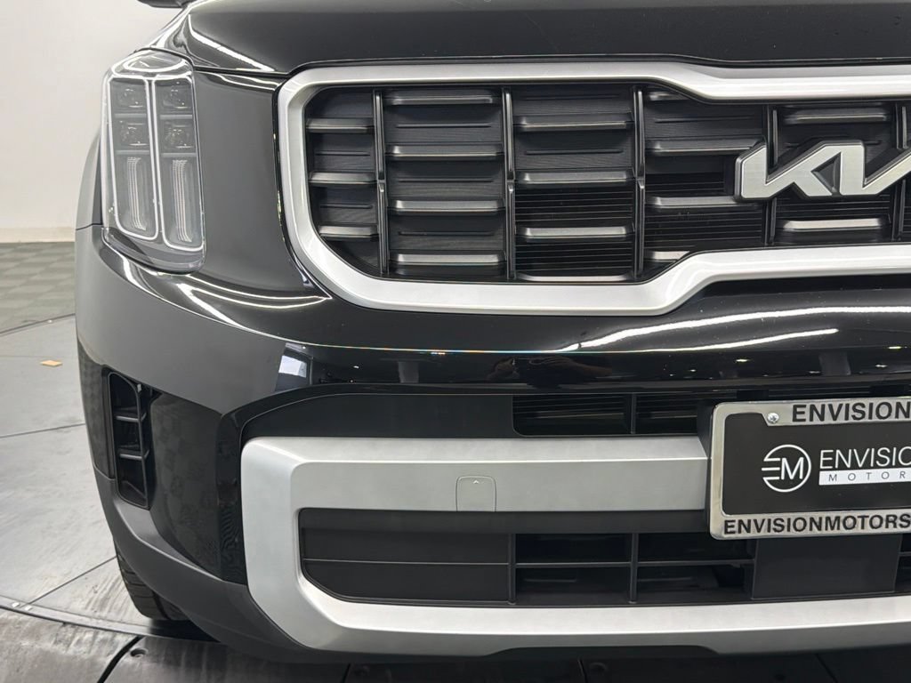 Used 2024 Kia Telluride S w/ S Sunroof Package FWD image 9