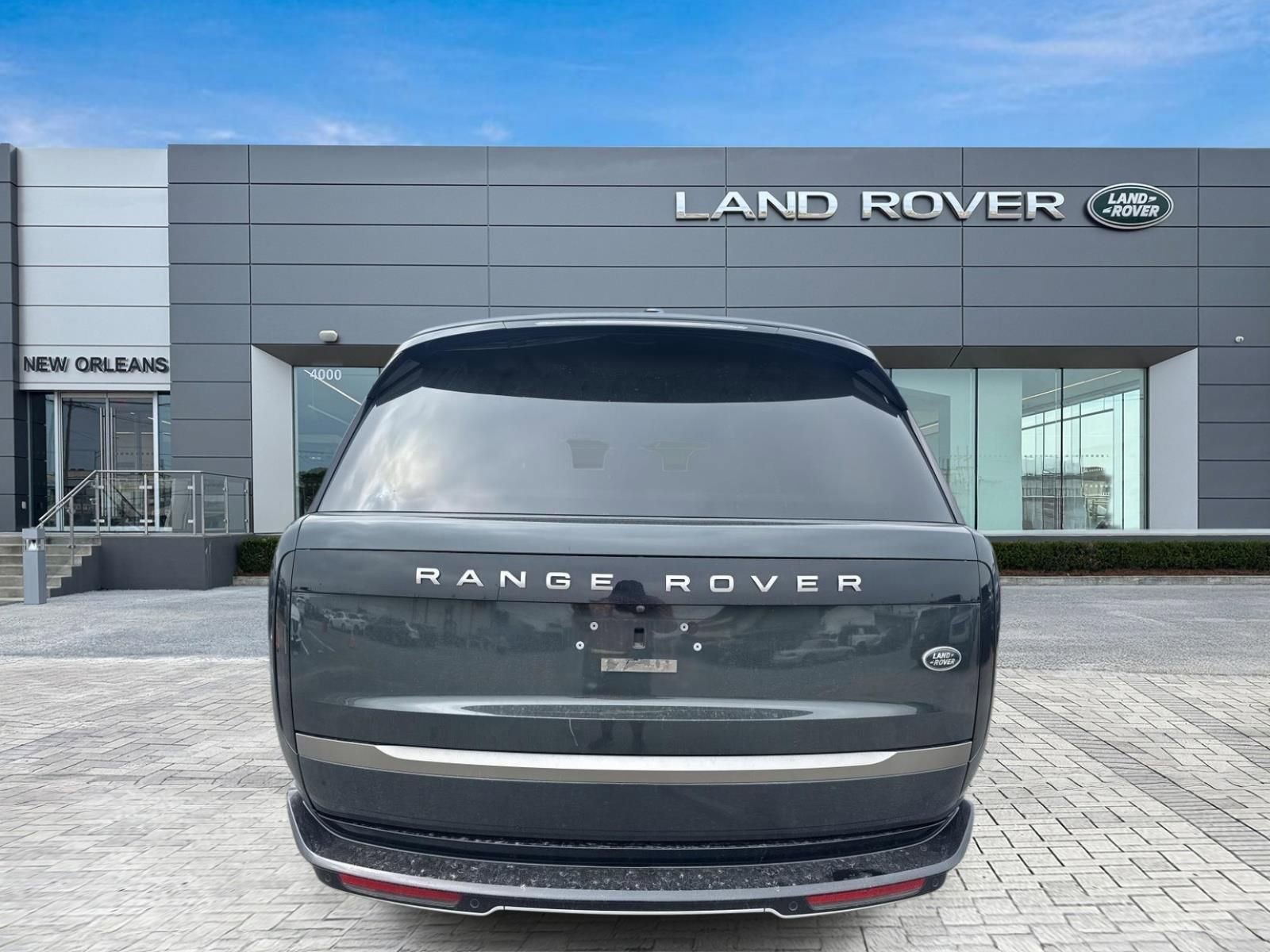 Used 2023 Land Rover Range Rover Long Wheelbase Autobiography AWD/4WD image 7