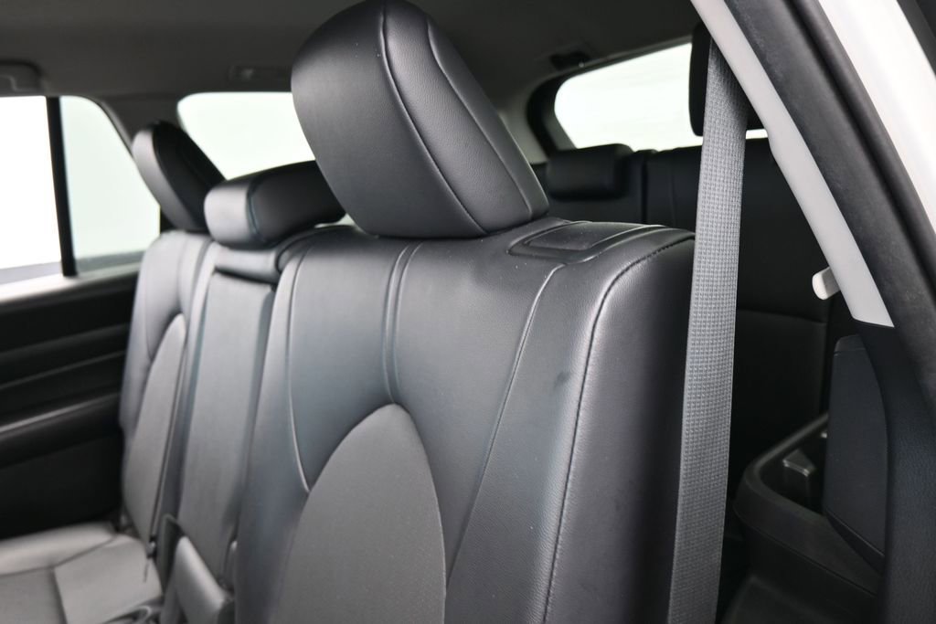 Used 2024 Toyota Grand Highlander FWD image 30