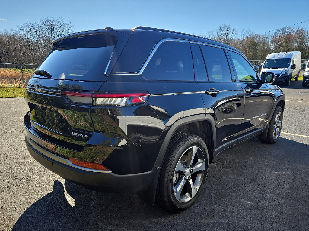 New 2026 Jeep Grand Cherokee Limited AWD/4WD image 4
