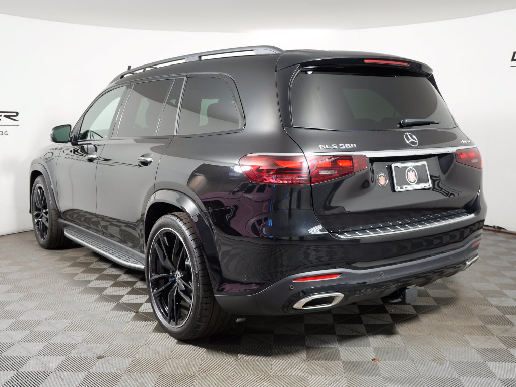 Certified 2025 Mercedes-Benz GLS 580 4MATIC image 3
