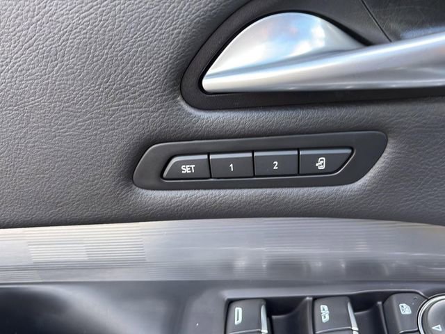 Used 2024 Cadillac XT4 Premium Luxury AWD/4WD image 13