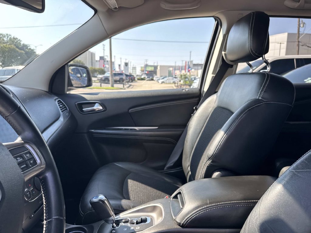 Used 2016 Dodge Journey Crossroad FWD image 15