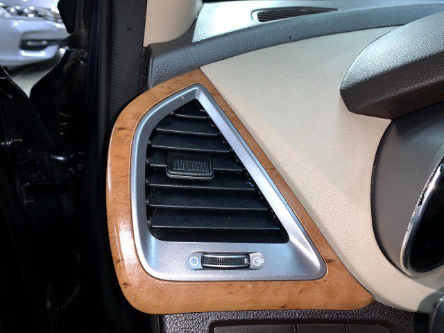 Used 2015 Hyundai Santa Fe Limited image 17