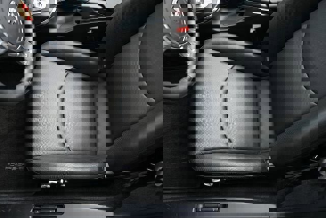 Used 2010 Porsche 911 Turbo image 36