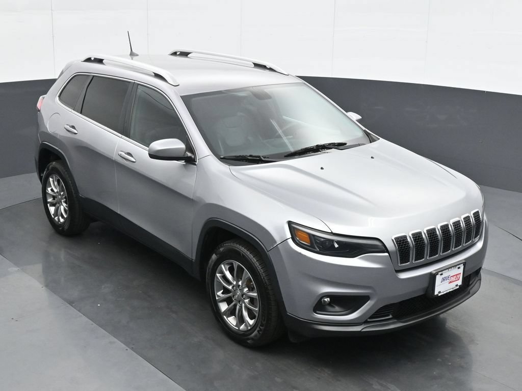 Used 2019 Jeep Cherokee Latitude Plus AWD/4WD image 24