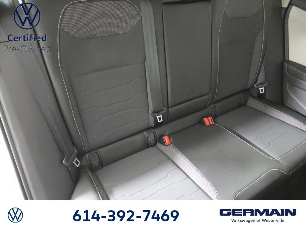 Used 2025 Volkswagen Taos SE AWD/4WD image 18