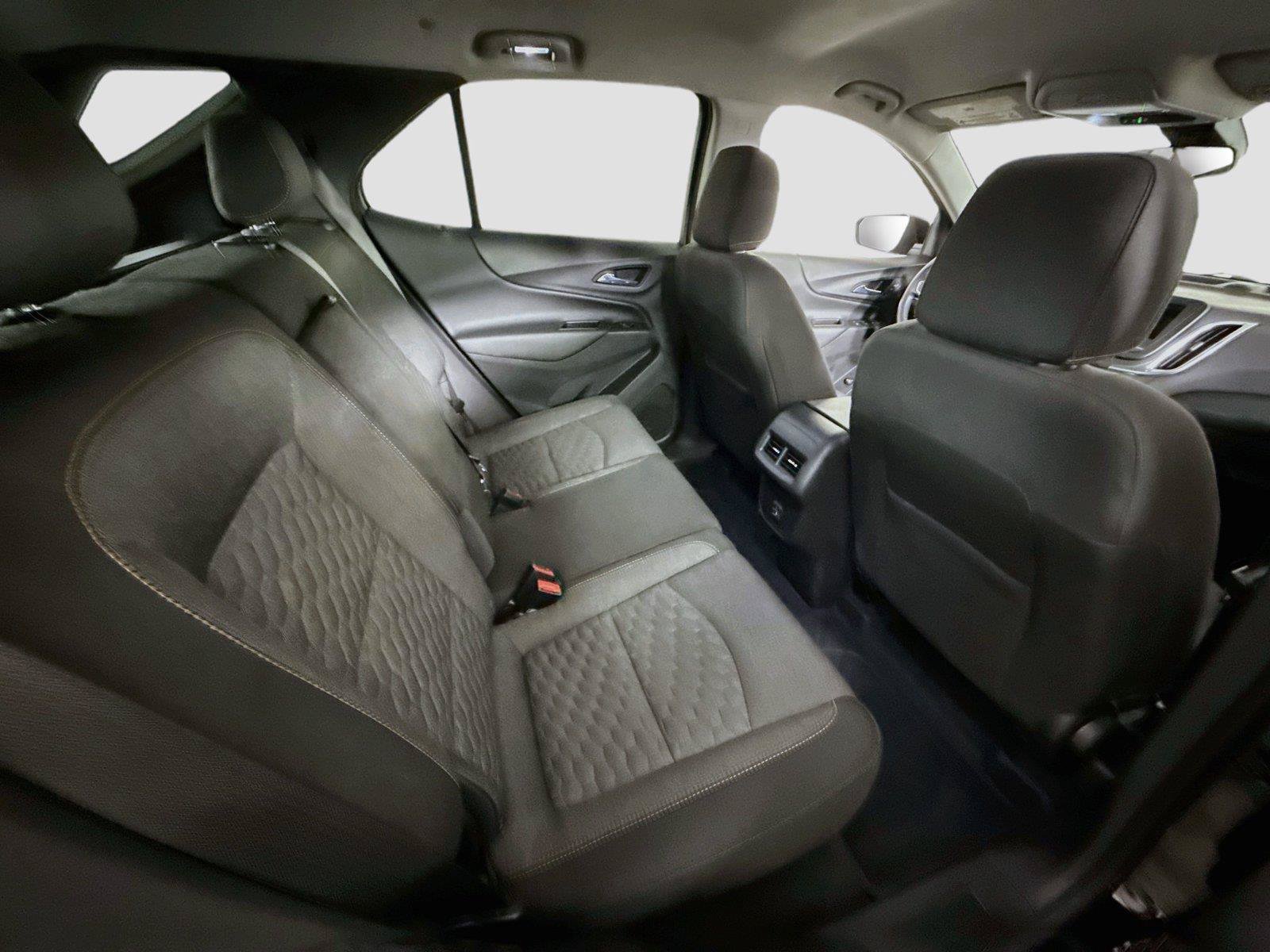 Used 2021 Chevrolet Equinox LT AWD/4WD image 18