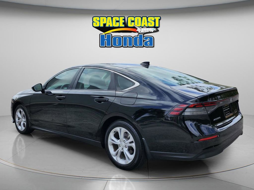 Used 2025 Honda Accord LX image 7