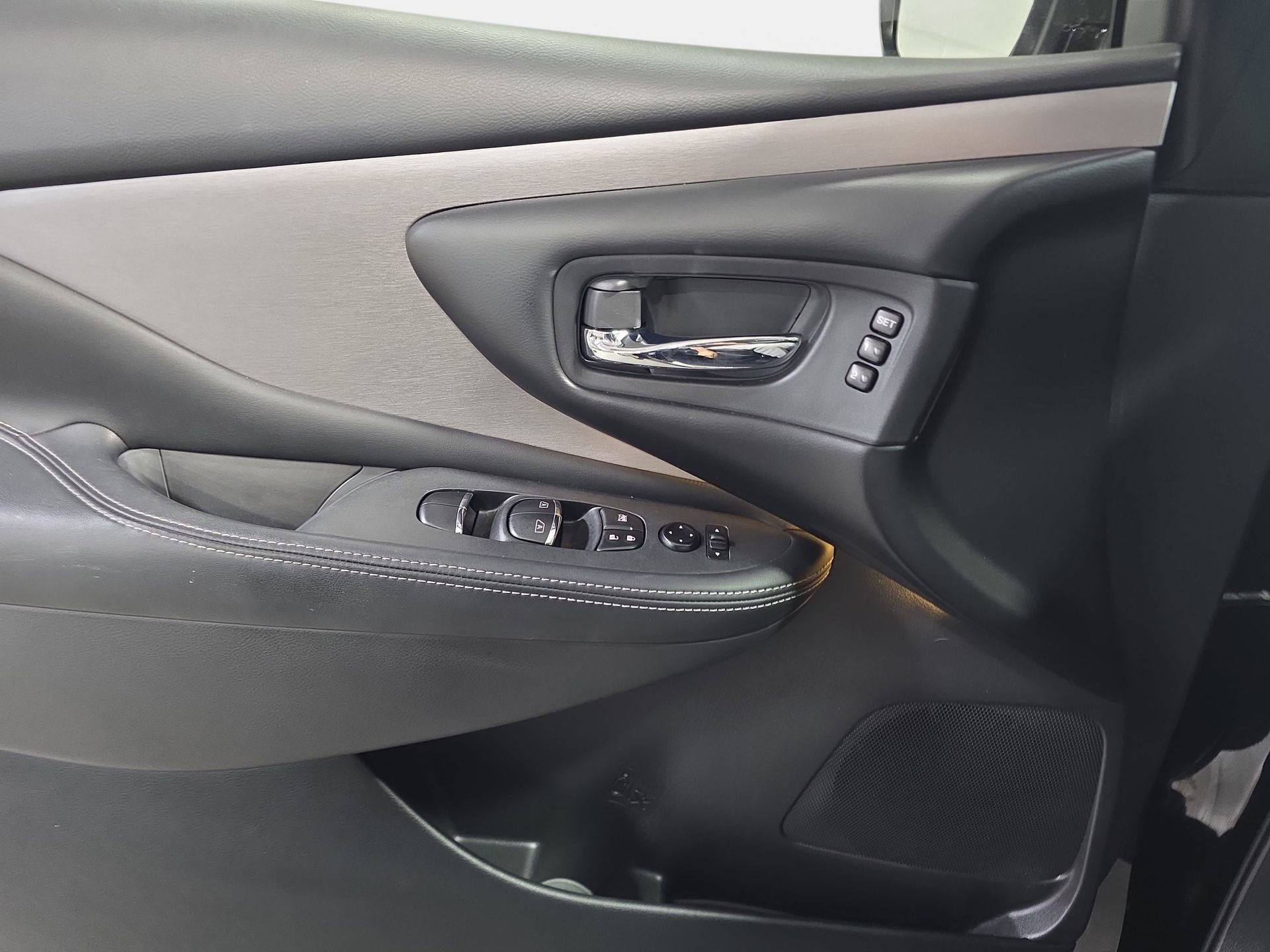 Used 2022 Nissan Murano SL FWD image 25