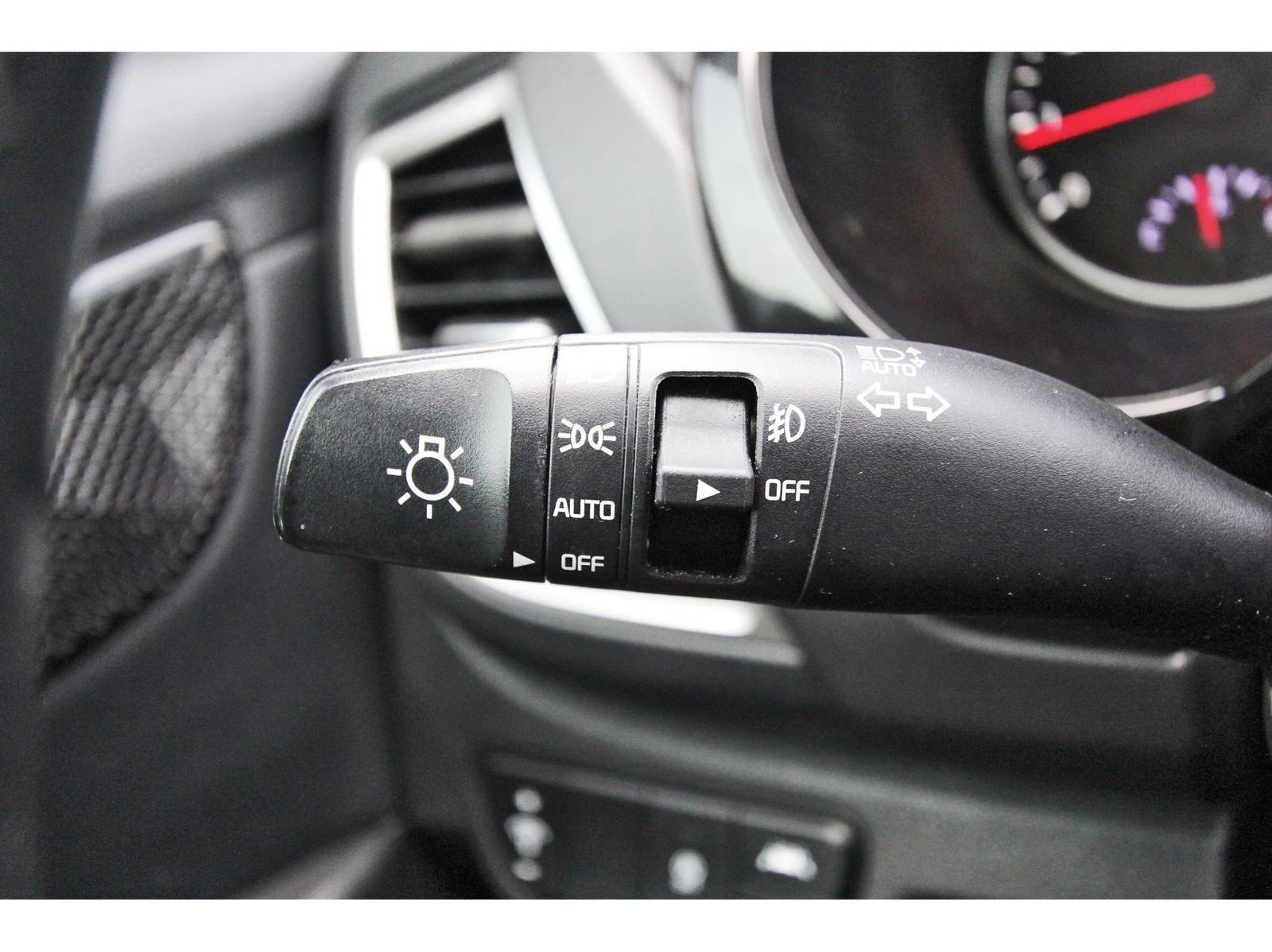 Used 2023 Kia Seltos SX AWD/4WD image 17