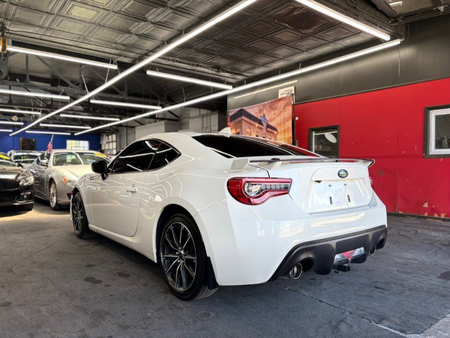 Used 2020 Subaru BRZ Limited RWD image 4